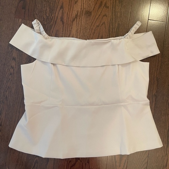 H&M peplum top - Picture 2 of 3